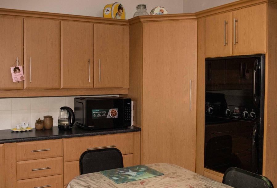 3 Bedroom Property for Sale in Heilbron Free State